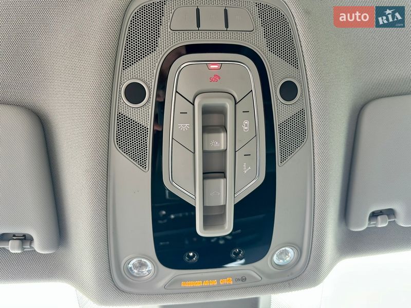 Позашляховик / Кросовер Audi Q5 2019 в Золочеві