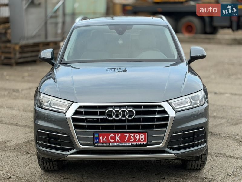 Внедорожник / Кроссовер Audi Q5 2019 в Черновцах