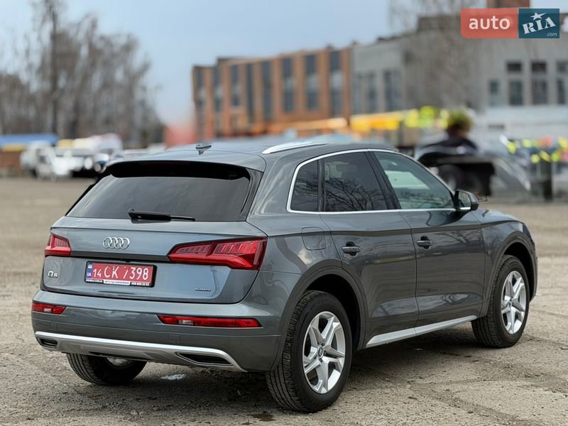 Внедорожник / Кроссовер Audi Q5 2019 в Черновцах