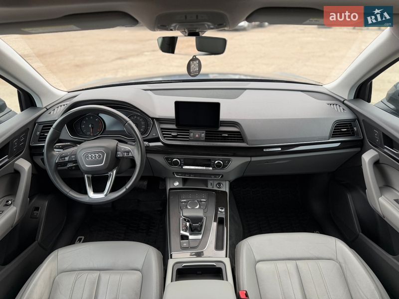 Внедорожник / Кроссовер Audi Q5 2019 в Черновцах