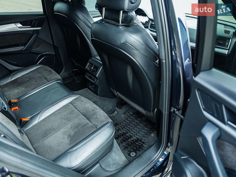 Внедорожник / Кроссовер Audi Q5 2019 в Днепре