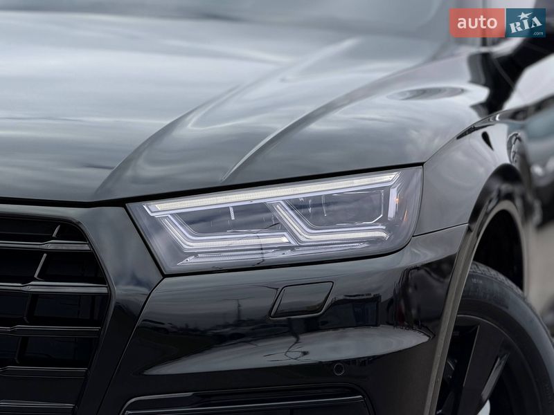 Внедорожник / Кроссовер Audi Q5 2018 в Кривом Роге