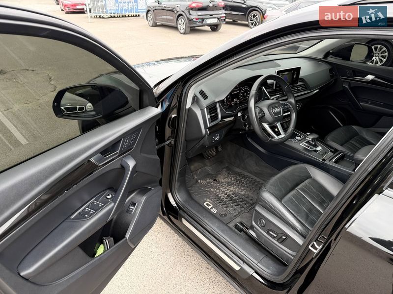 Внедорожник / Кроссовер Audi Q5 2018 в Кривом Роге