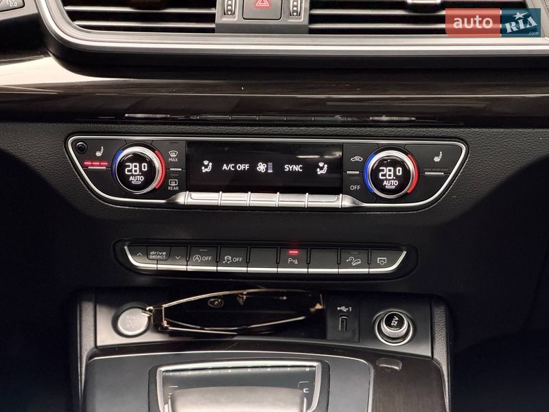 Внедорожник / Кроссовер Audi Q5 2018 в Кривом Роге