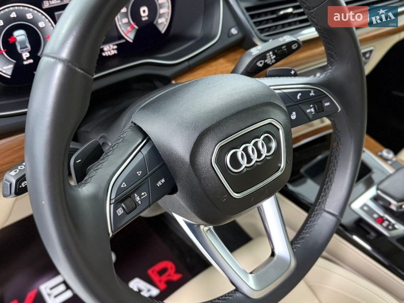 Внедорожник / Кроссовер Audi Q5 2022 в Одессе