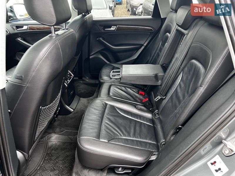 Внедорожник / Кроссовер Audi Q5 2015 в Стрые