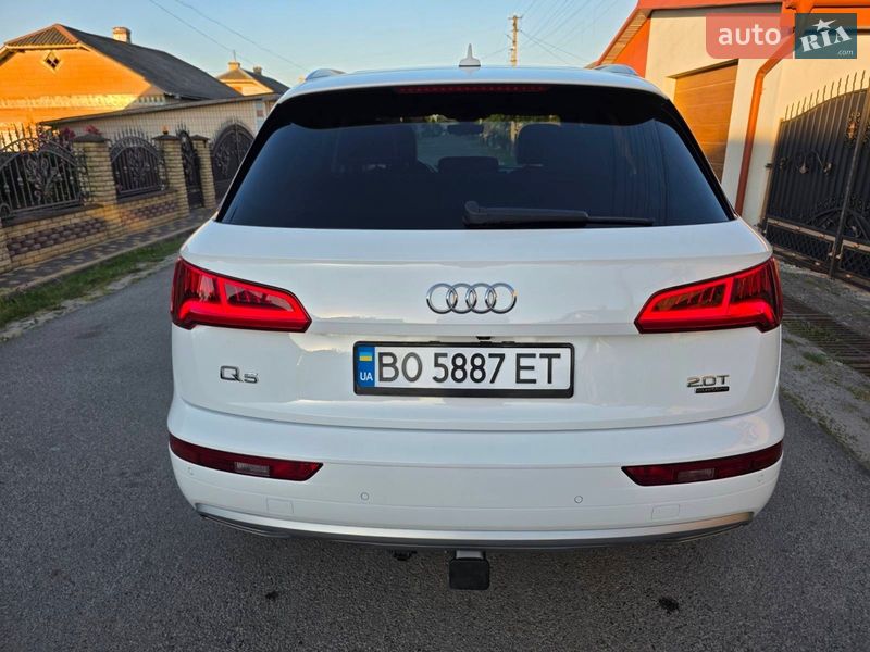 Внедорожник / Кроссовер Audi Q5 2018 в Тернополе