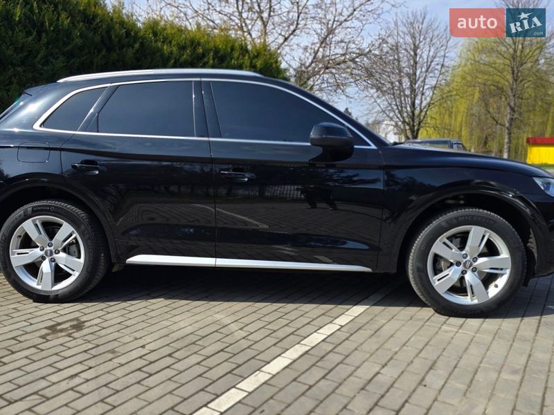 Внедорожник / Кроссовер Audi Q5 2018 в Луцке фото 4 Внедорожник / Кроссовер Audi Q5 2018 в Луцке