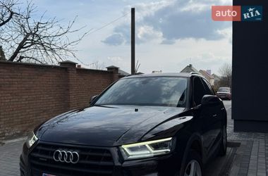 Внедорожник / Кроссовер Audi Q5 2019 в Луцке