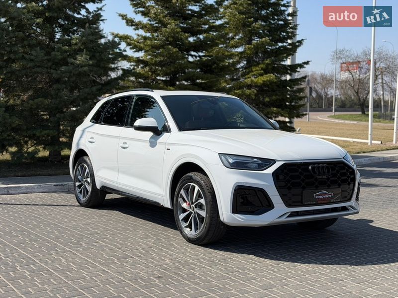 Позашляховик / Кросовер Audi Q5 2024 в Одесі