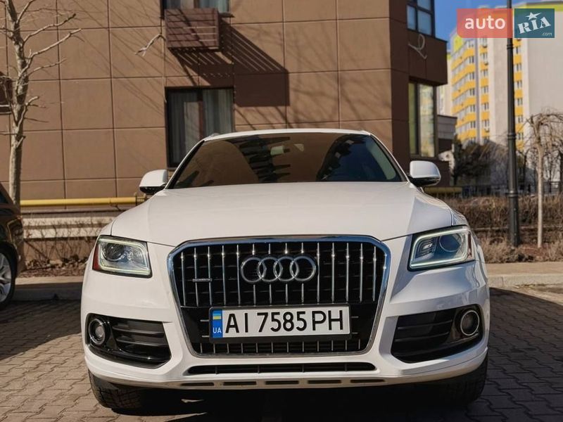 Позашляховик / Кросовер Audi Q5 2014 в Києві