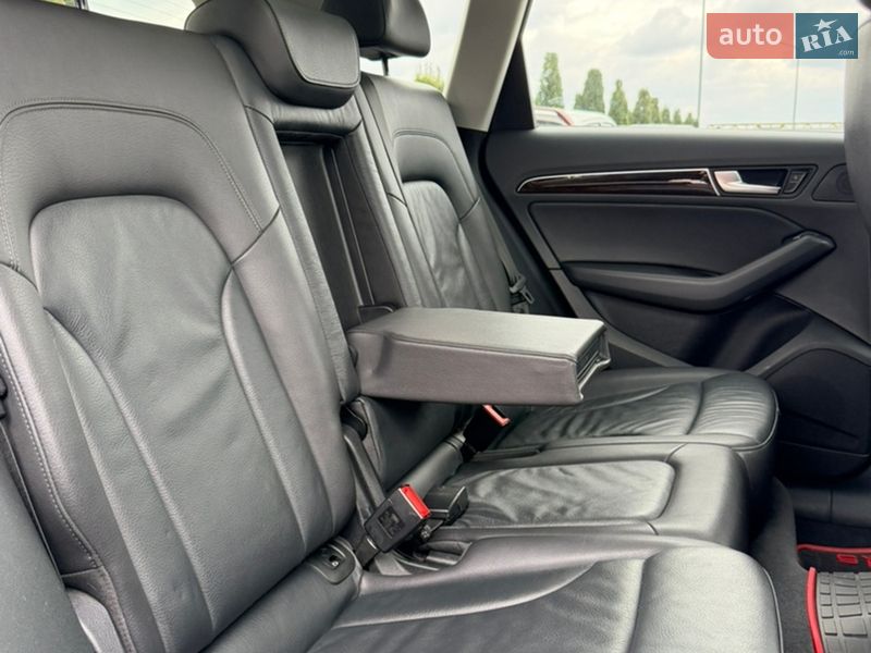 Внедорожник / Кроссовер Audi Q5 2015 в Тернополе