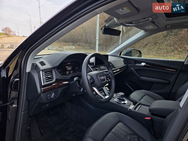Внедорожник / Кроссовер Audi Q5 2019 в Киеве фото 12 Внедорожник / Кроссовер Audi Q5 2019 в Киеве