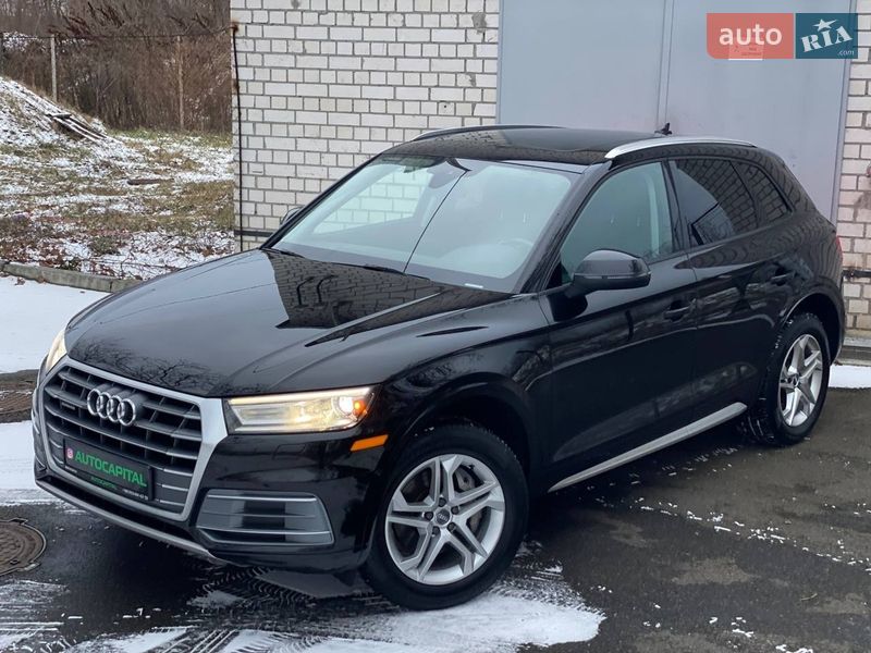 Позашляховик / Кросовер Audi Q5 2018 в Києві