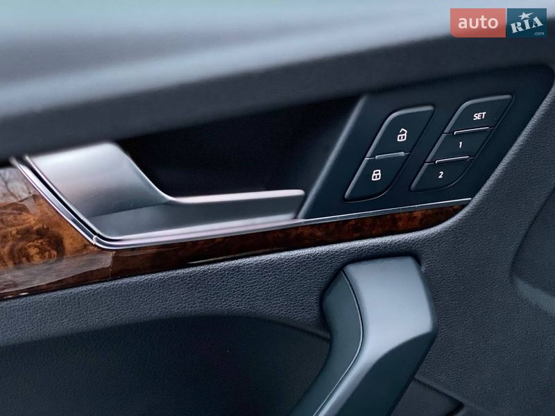 Позашляховик / Кросовер Audi Q5 2018 в Києві