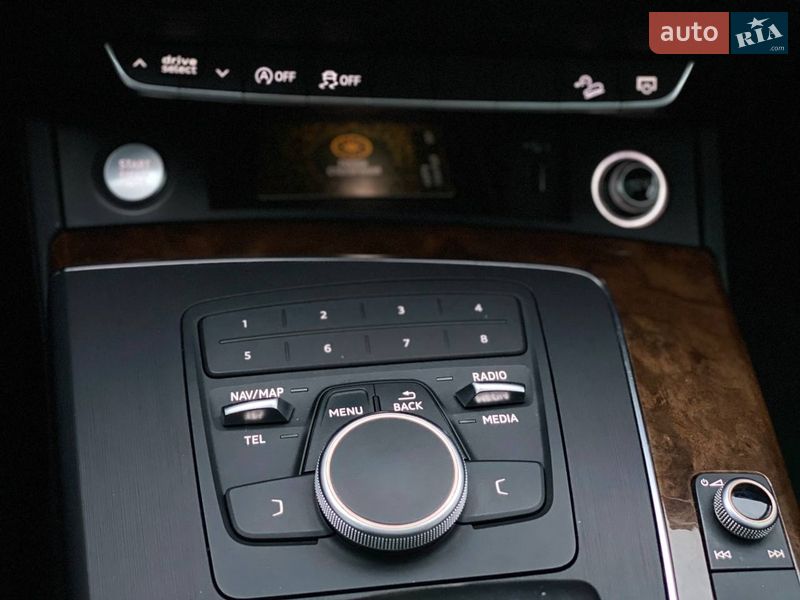 Позашляховик / Кросовер Audi Q5 2018 в Києві