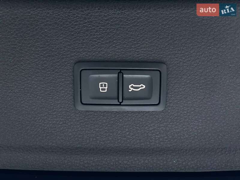 Позашляховик / Кросовер Audi Q5 2018 в Києві