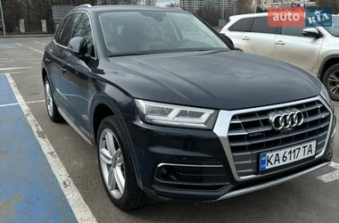 Позашляховик / Кросовер Audi Q5 2020 в Києві