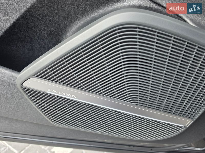 Позашляховик / Кросовер Audi Q5 2022 в Києві фото 22 Позашляховик / Кросовер Audi Q5 2022 в Києві