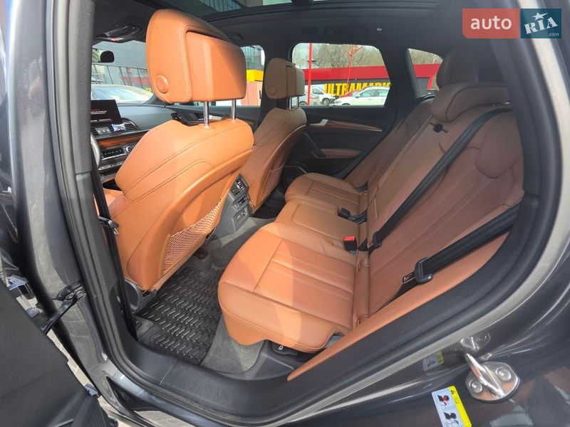 Позашляховик / Кросовер Audi Q5 2022 в Києві фото 28 Позашляховик / Кросовер Audi Q5 2022 в Києві