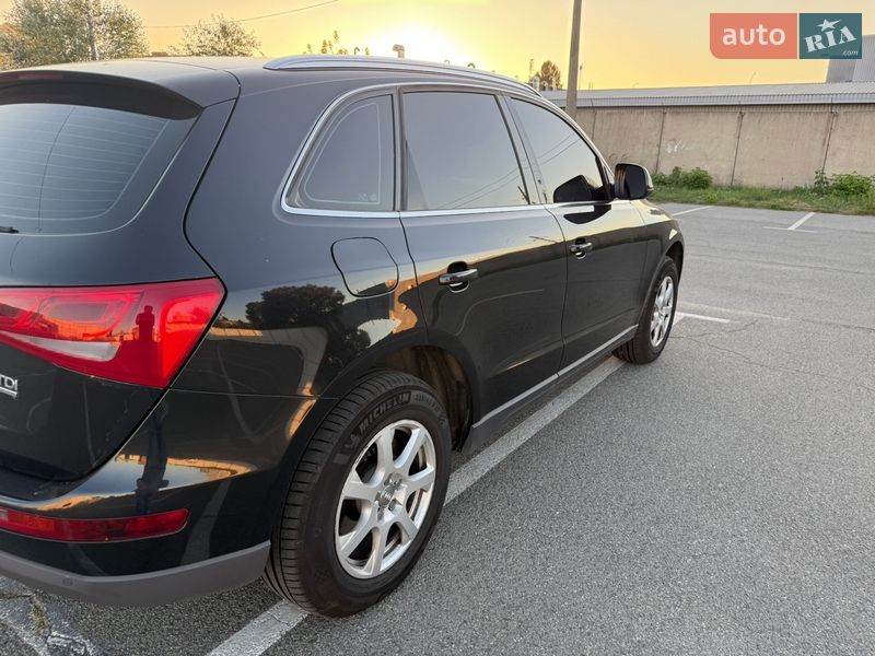 Внедорожник / Кроссовер Audi Q5 2009 в Киеве