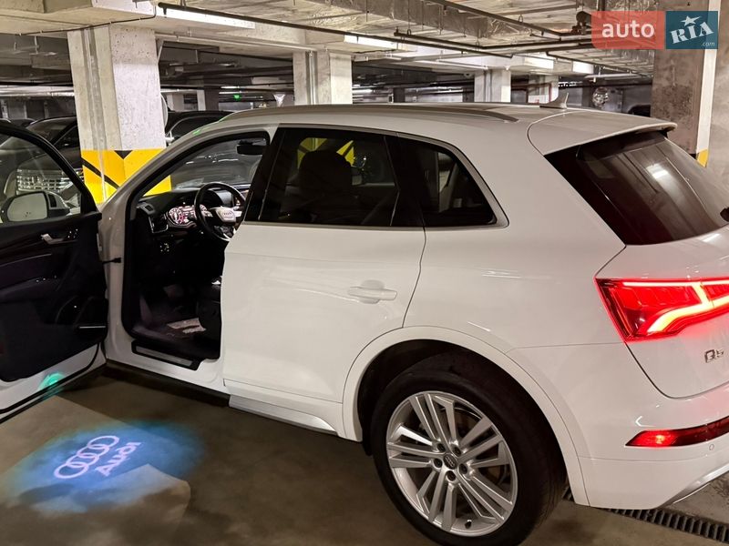 Внедорожник / Кроссовер Audi Q5 2018 в Киеве фото 18 Внедорожник / Кроссовер Audi Q5 2018 в Киеве