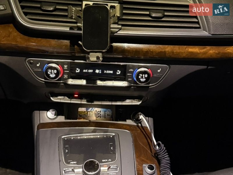 Внедорожник / Кроссовер Audi Q5 2018 в Киеве фото 36 Внедорожник / Кроссовер Audi Q5 2018 в Киеве