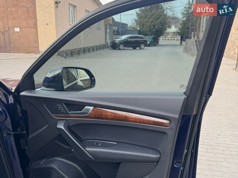 Внедорожник / Кроссовер Audi Q5 2018 в Владимире фото 97 Внедорожник / Кроссовер Audi Q5 2018 в Владимире