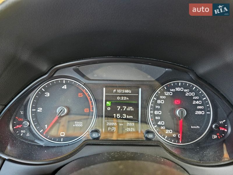 Внедорожник / Кроссовер Audi Q5 2015 в Каменец-Подольском