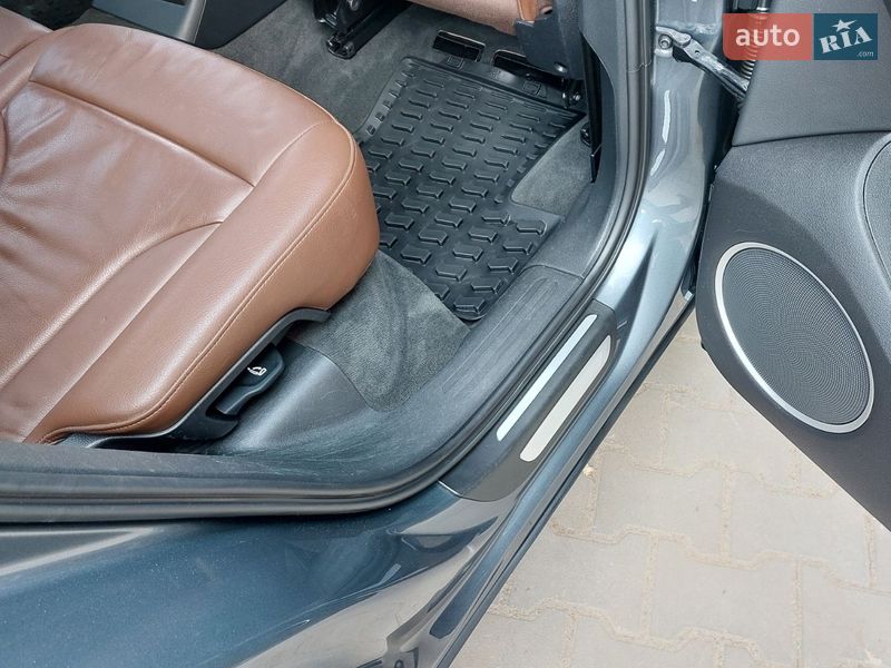 Внедорожник / Кроссовер Audi Q5 2013 в Луцке