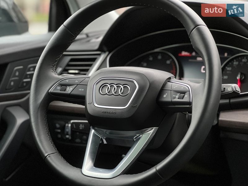 Внедорожник / Кроссовер Audi Q5 2023 в Львове