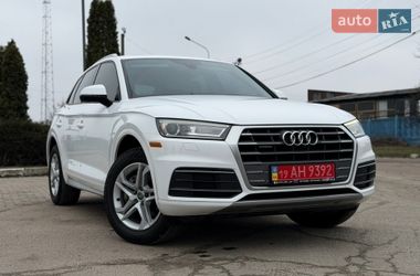 Внедорожник / Кроссовер Audi Q5 2017 в Сумах