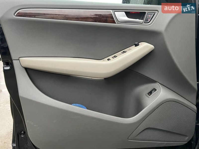 Внедорожник / Кроссовер Audi Q5 2010 в Львове