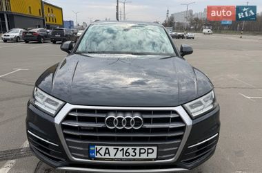 Внедорожник / Кроссовер Audi Q5 2019 в Киеве