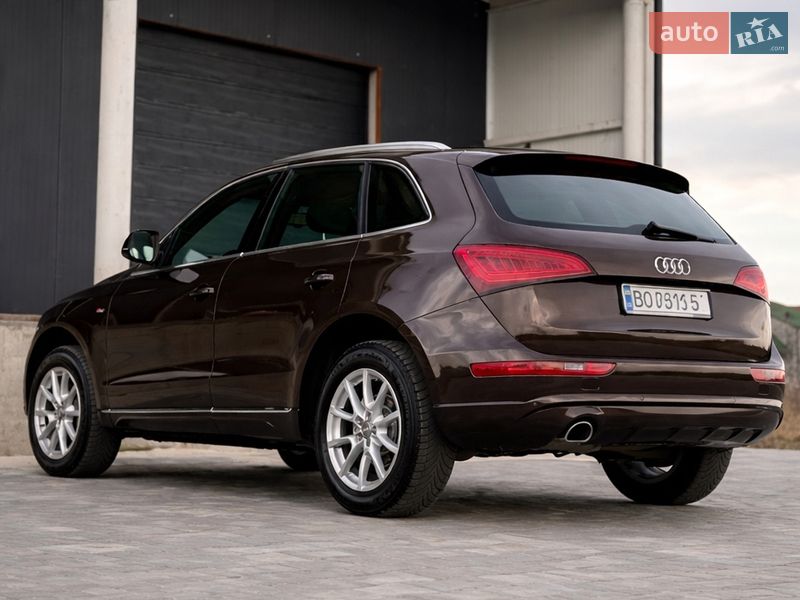 Внедорожник / Кроссовер Audi Q5 2012 в Тернополе