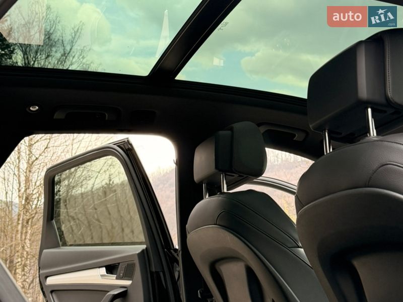 Позашляховик / Кросовер Audi Q5 2018 в Косові