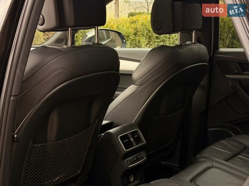 Позашляховик / Кросовер Audi Q5 2018 в Косові