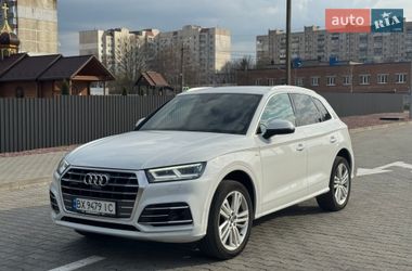 Внедорожник / Кроссовер Audi Q5 2018 в Хмельницком