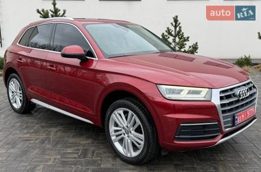 Внедорожник / Кроссовер Audi Q5 2018 в Луцке