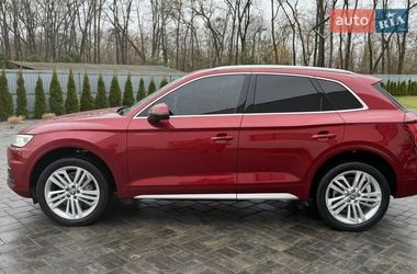 Позашляховик / Кросовер Audi Q5 2018 в Луцьку