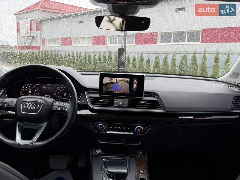 Позашляховик / Кросовер Audi Q5 2018 в Луцьку