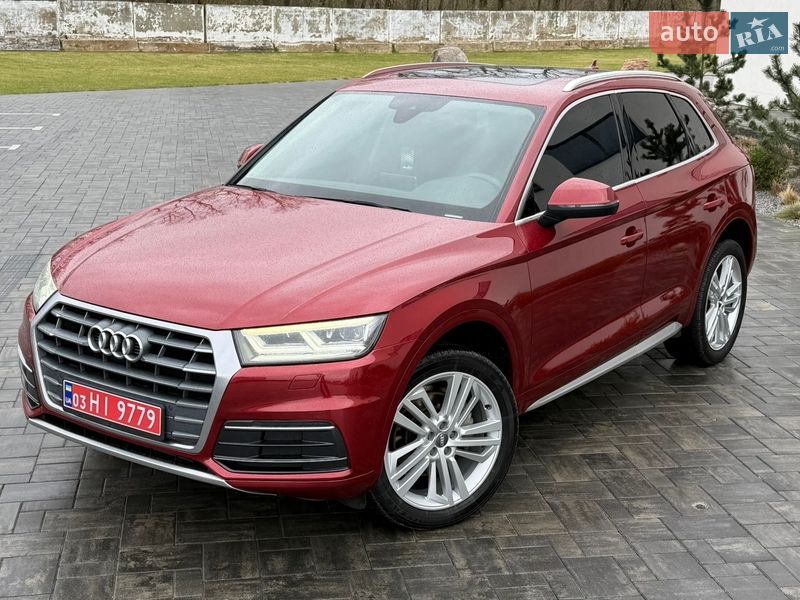 Позашляховик / Кросовер Audi Q5 2018 в Луцьку