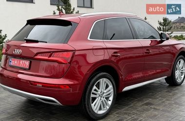 Позашляховик / Кросовер Audi Q5 2018 в Луцьку