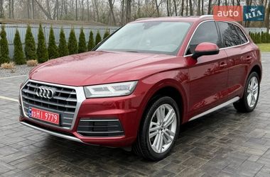 Позашляховик / Кросовер Audi Q5 2018 в Луцьку