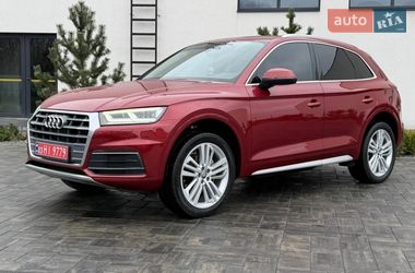 Позашляховик / Кросовер Audi Q5 2018 в Луцьку