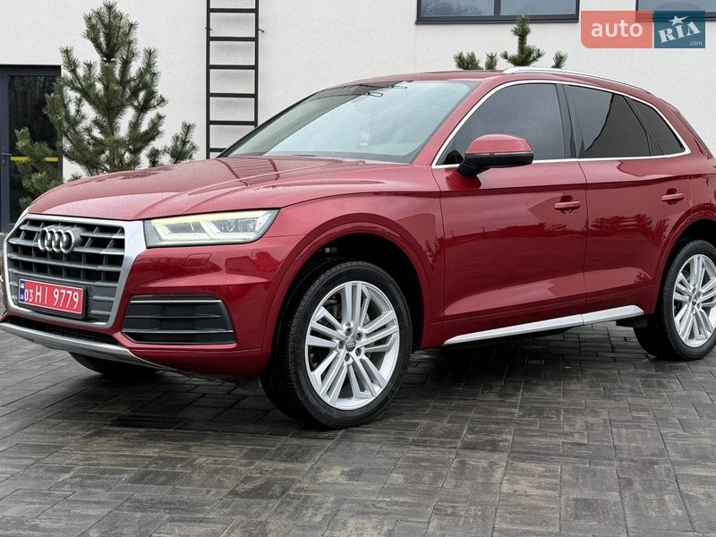 Позашляховик / Кросовер Audi Q5 2018 в Луцьку