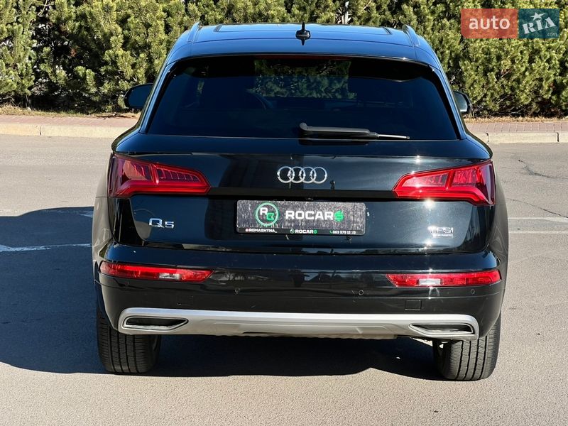 Внедорожник / Кроссовер Audi Q5 2018 в Киеве