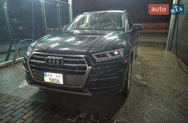 Внедорожник / Кроссовер Audi Q5 2019 в Киеве
