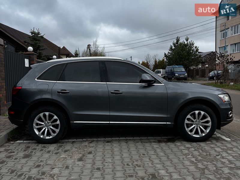 Внедорожник / Кроссовер Audi Q5 2015 в Белогородке