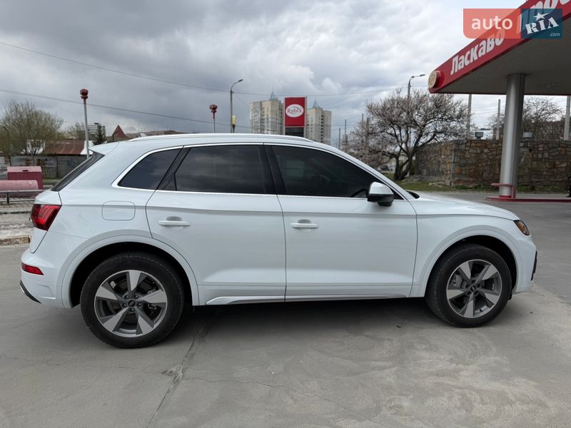 Позашляховик / Кросовер Audi Q5 2023 в Дніпрі фото 6 Позашляховик / Кросовер Audi Q5 2023 в Дніпрі